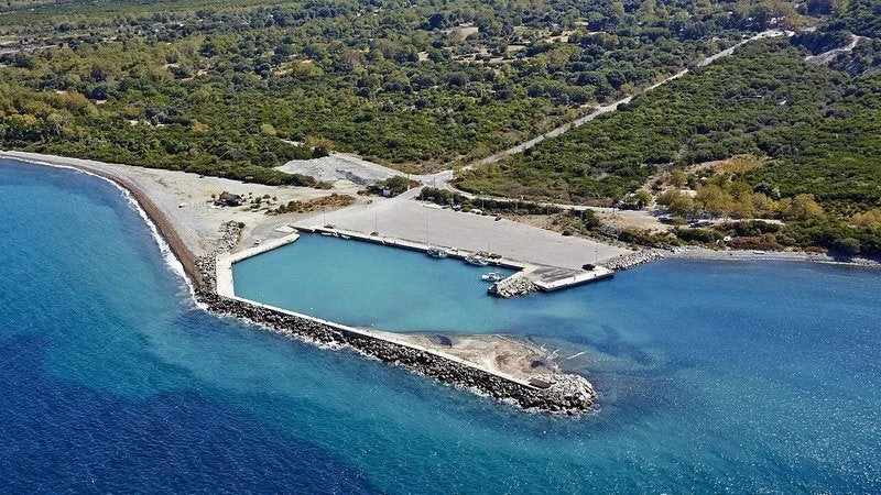 Επιστράτευση πλοίου του Λιμενικού για τη μεταφορά των επιβατών από και προς της Σαμοθράκη